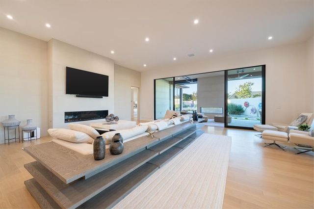 5820 Promenade Square, Oklahoma City, OK 73142