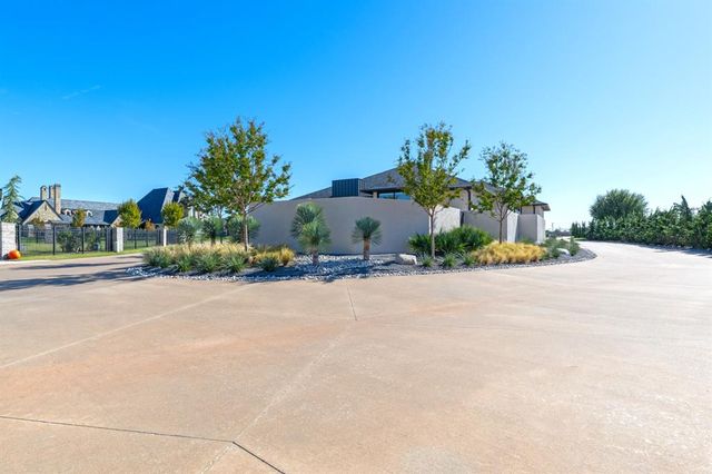 5820 Promenade Square, Oklahoma City, OK 73142