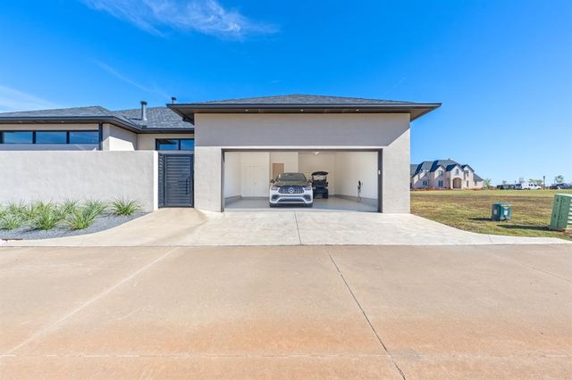 5820 Promenade Square, Oklahoma City, OK 73142