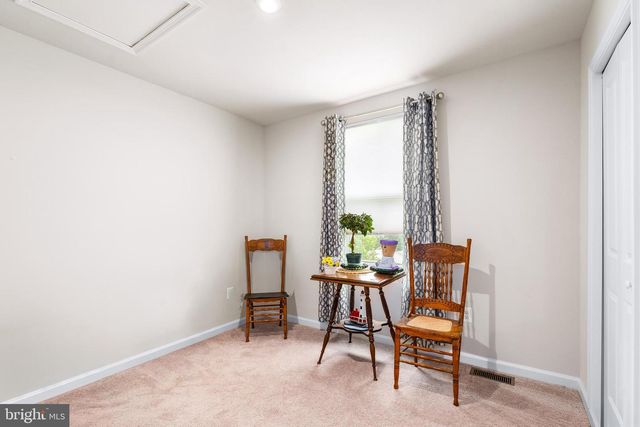 8 CRABAPPLE CT, Elkton, MD 21921