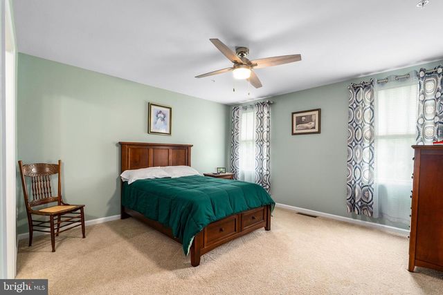 8 CRABAPPLE CT, Elkton, MD 21921
