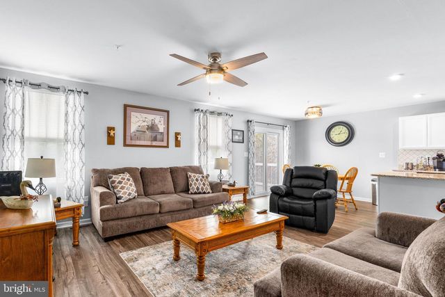 8 CRABAPPLE CT, Elkton, MD 21921