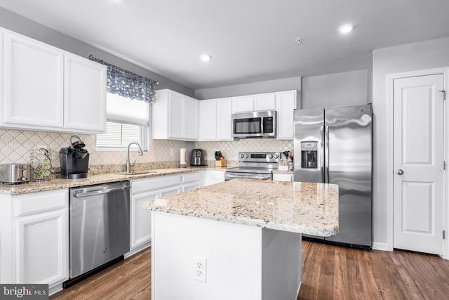 8 CRABAPPLE CT, Elkton, MD 21921