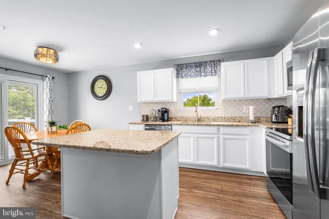 8 CRABAPPLE CT, Elkton, MD 21921