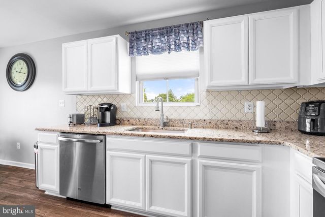 8 CRABAPPLE CT, Elkton, MD 21921