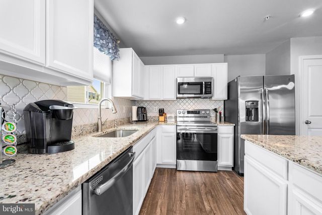 8 CRABAPPLE CT, Elkton, MD 21921
