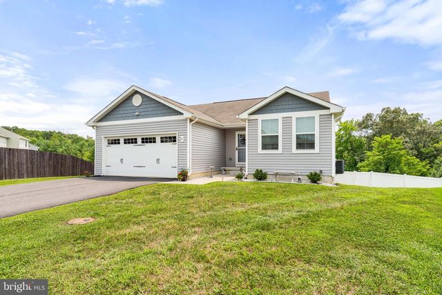 8 CRABAPPLE CT, Elkton, MD 21921