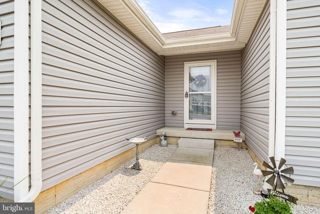 8 CRABAPPLE CT, Elkton, MD 21921