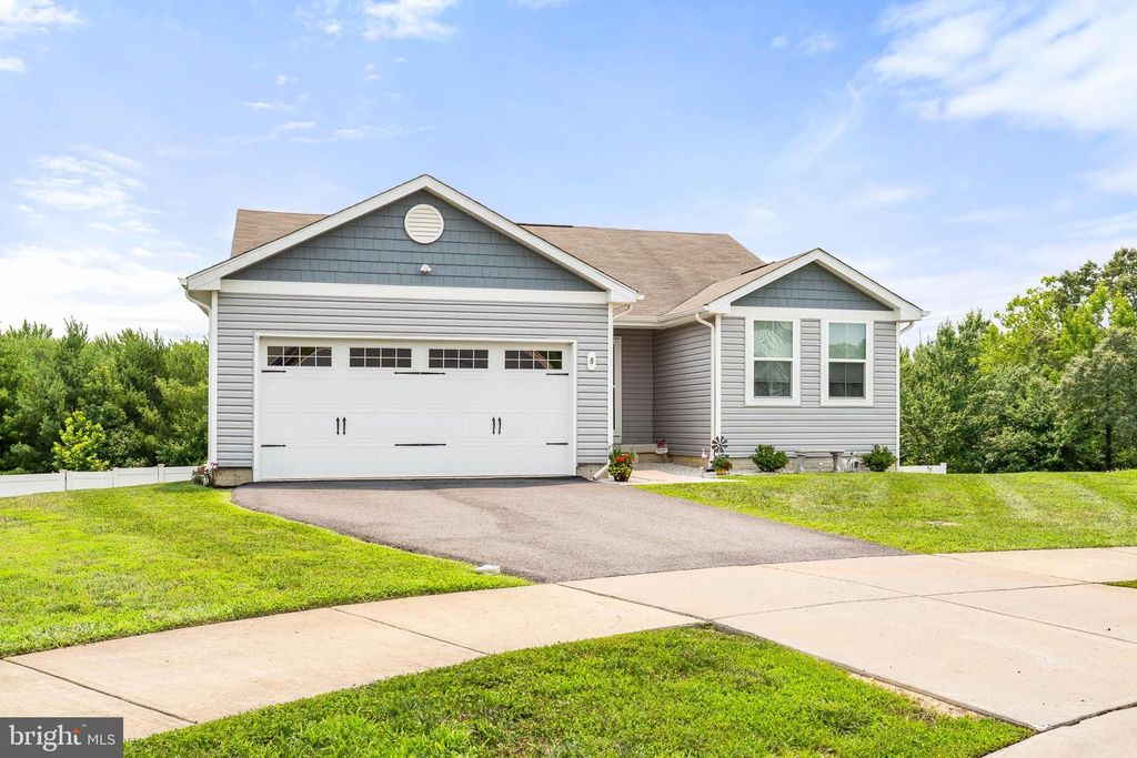 8 CRABAPPLE CT, Elkton, MD 21921
