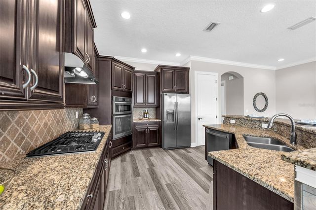 1181 CASTLE PINES COURT, Reunion, FL 34747