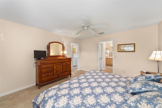 871 CASTLEBERRY CIRCLE, The Villages, FL 32162