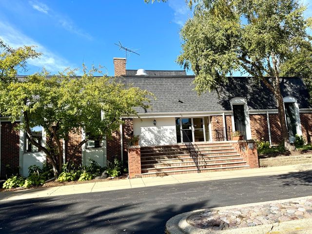 200 Lake Boulevard 439, Buffalo Grove, IL 60089