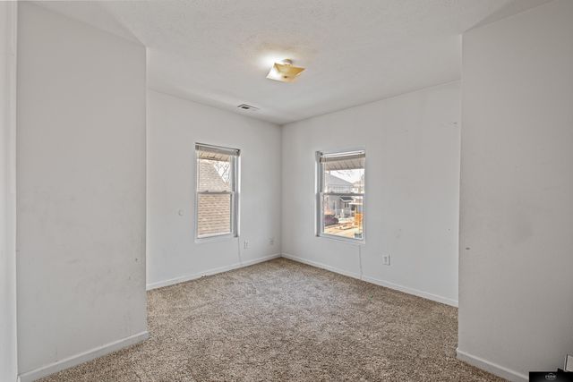 2583 Pinkney Street, Omaha, NE 68111