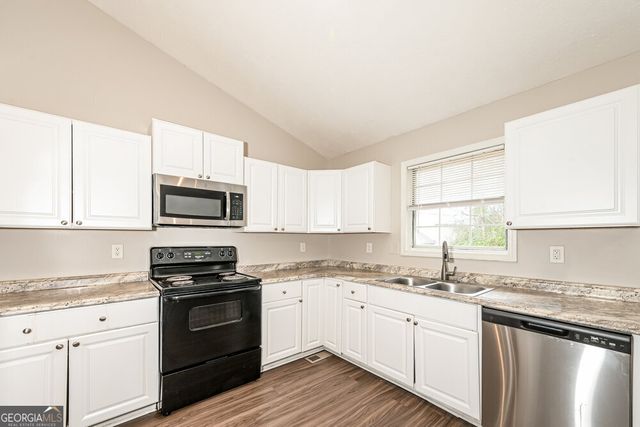 5926 Old Wellborn Trace, Lithonia, GA 30058