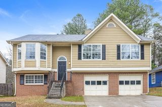 5926 Old Wellborn Trace, Lithonia, GA 30058