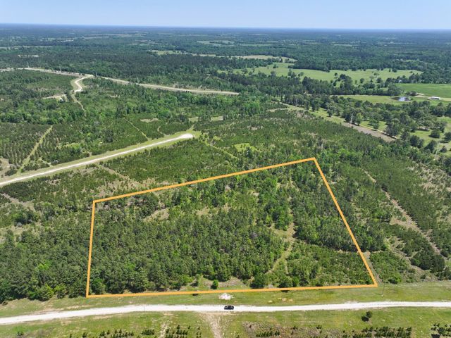1 Lost Creek Road, Lovelady, TX 75851