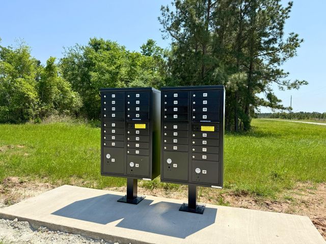 1 Lost Creek Road, Lovelady, TX 75851