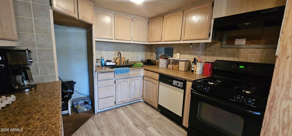 2725 E Bramble Avenue, Mesa, AZ 85204 — photo 2