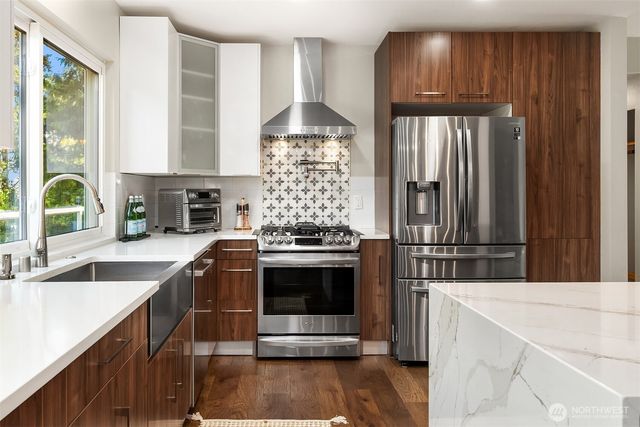 11410 83rd Place NE, Kirkland, WA 98034