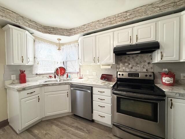 1440 E Cherokee Street, Springfield, MO 65804