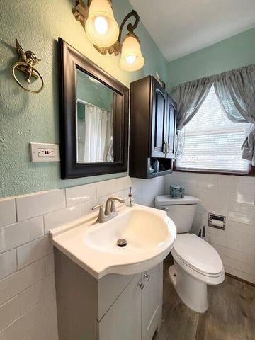 1440 E Cherokee Street, Springfield, MO 65804