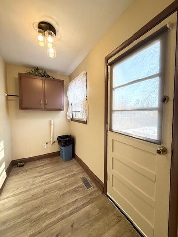 1440 E Cherokee Street, Springfield, MO 65804