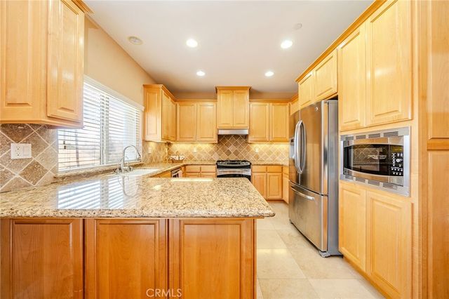 2702 Gates Avenue A, Redondo Beach, CA 90278
