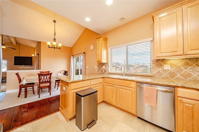 2702 Gates Avenue A, Redondo Beach, CA 90278