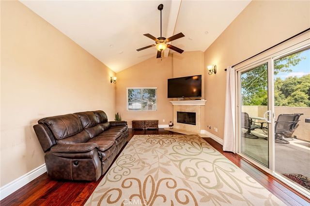 2702 Gates Avenue A, Redondo Beach, CA 90278