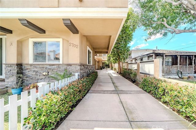 2702 Gates Avenue A, Redondo Beach, CA 90278