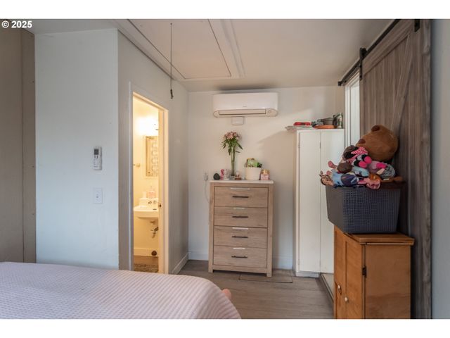 732 W NEBO St, Roseburg, OR 97471