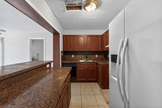 1307 NW 15th Place, Fort Lauderdale, FL 33311