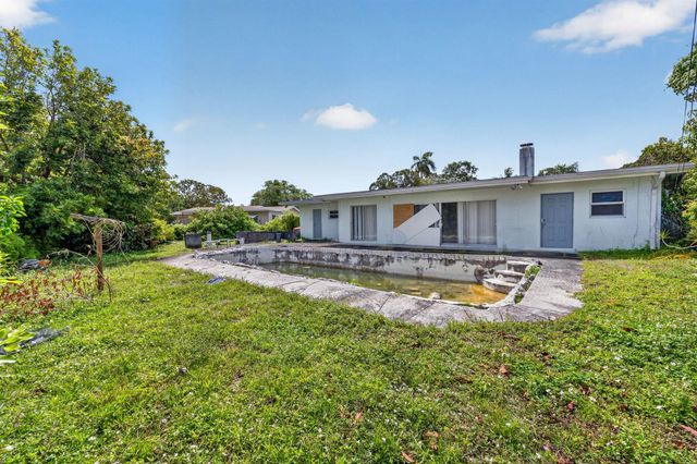 1307 NW 15th Place, Fort Lauderdale, FL 33311