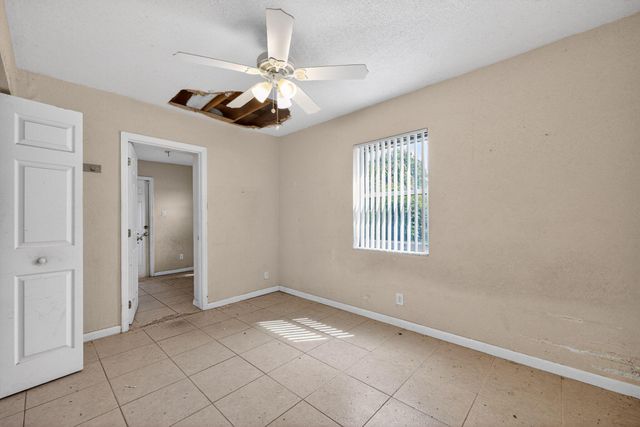 1307 NW 15th Place, Fort Lauderdale, FL 33311