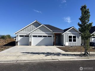 2080 Bowfin Way, Lynden, WA 98264
