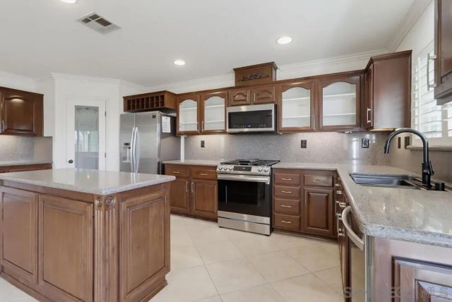 4713 Hickok Point, San Diego, CA 92154