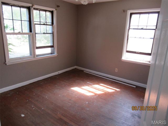 7516 Calvin Avenue, St Louis, MO 63136