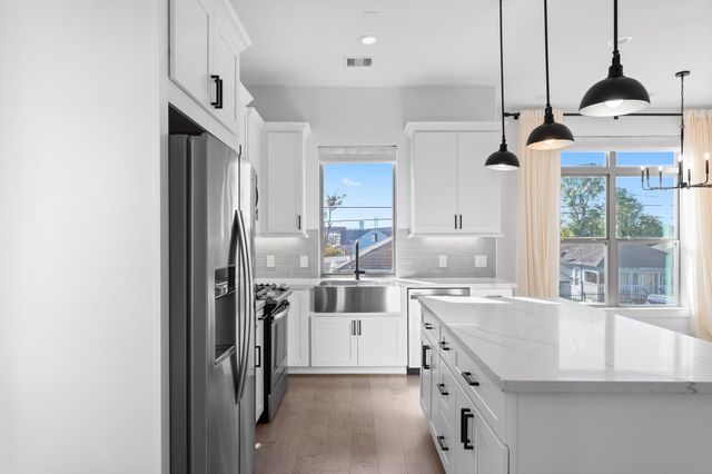 1602 Chestnut Street, Houston, TX 77009