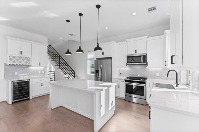 1602 Chestnut Street, Houston, TX 77009