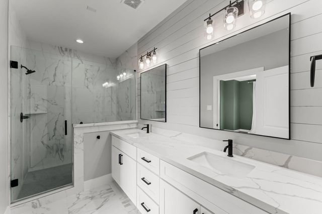 1602 Chestnut Street, Houston, TX 77009