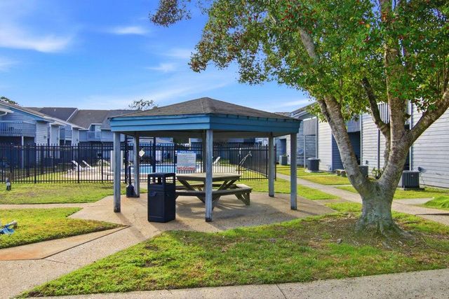 1325 Greendale Avenue 26, Fort Walton Beach, FL 32547