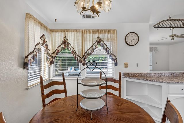 6809 Paseo Del Sol Way, Elk Grove, CA 95758