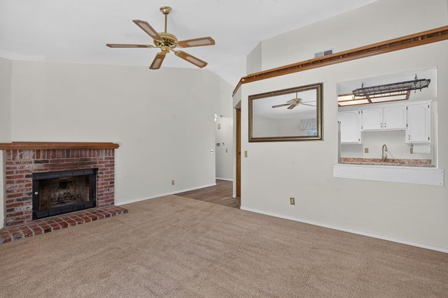 6809 Paseo Del Sol Way, Elk Grove, CA 95758