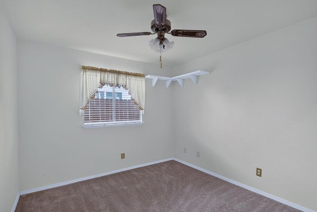 6809 Paseo Del Sol Way, Elk Grove, CA 95758