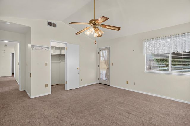 6809 Paseo Del Sol Way, Elk Grove, CA 95758