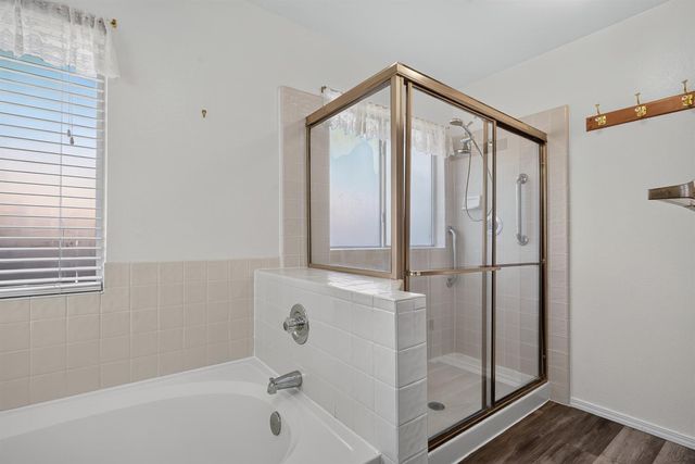 6809 Paseo Del Sol Way, Elk Grove, CA 95758