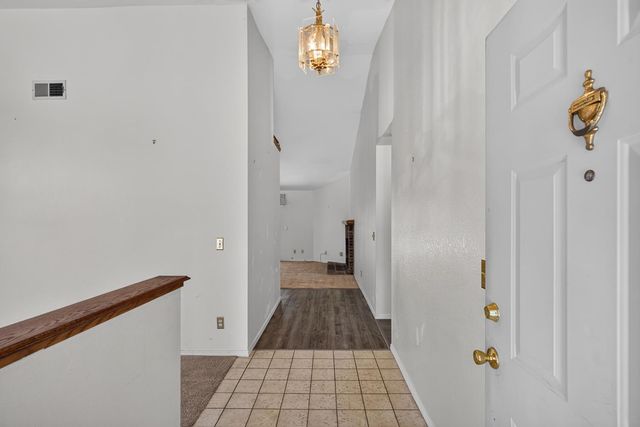 6809 Paseo Del Sol Way, Elk Grove, CA 95758