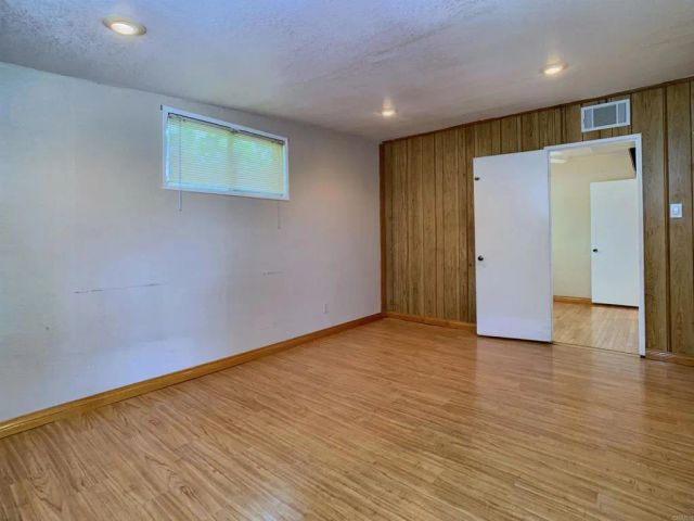 6070 Odessa Ave, La Mesa, CA 91942