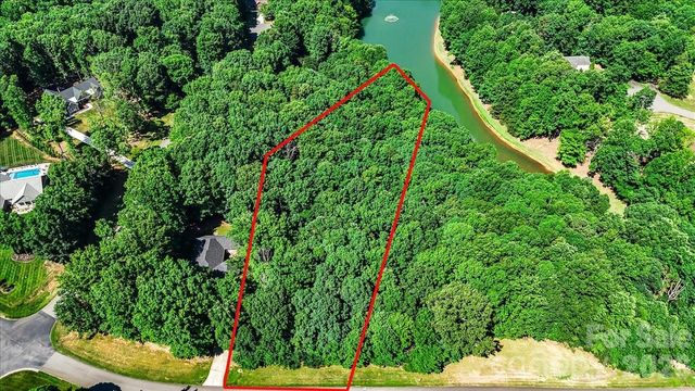 113 N Harbor Watch Drive, Statesville, NC 28677