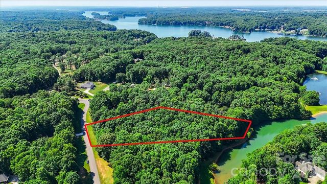 113 N Harbor Watch Drive, Statesville, NC 28677